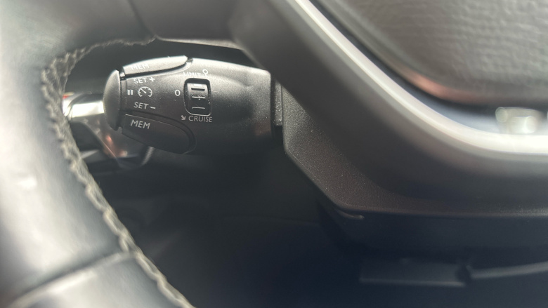 Peugeot 3008 1.2 PureTech Allure 5dr Petrol Estate